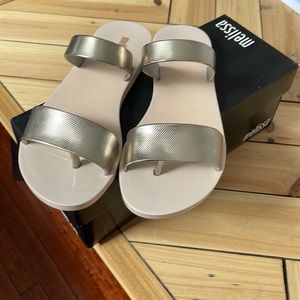 Melissa sandals size6